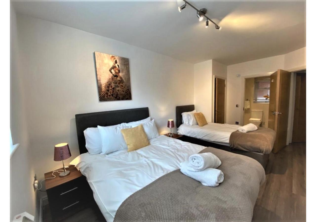 24-7 Secured City Centre Apartments With Free Underground Parking And Wifi Birmingham Exteriér fotografie