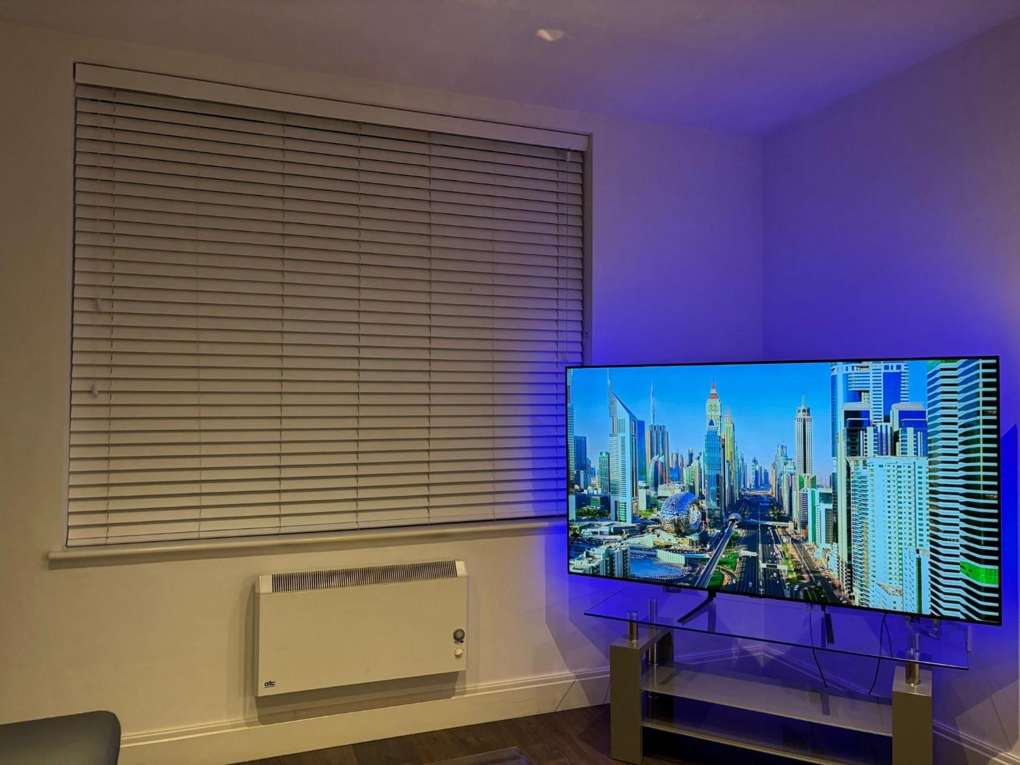 24-7 Secured City Centre Apartments With Free Underground Parking And Wifi Birmingham Exteriér fotografie