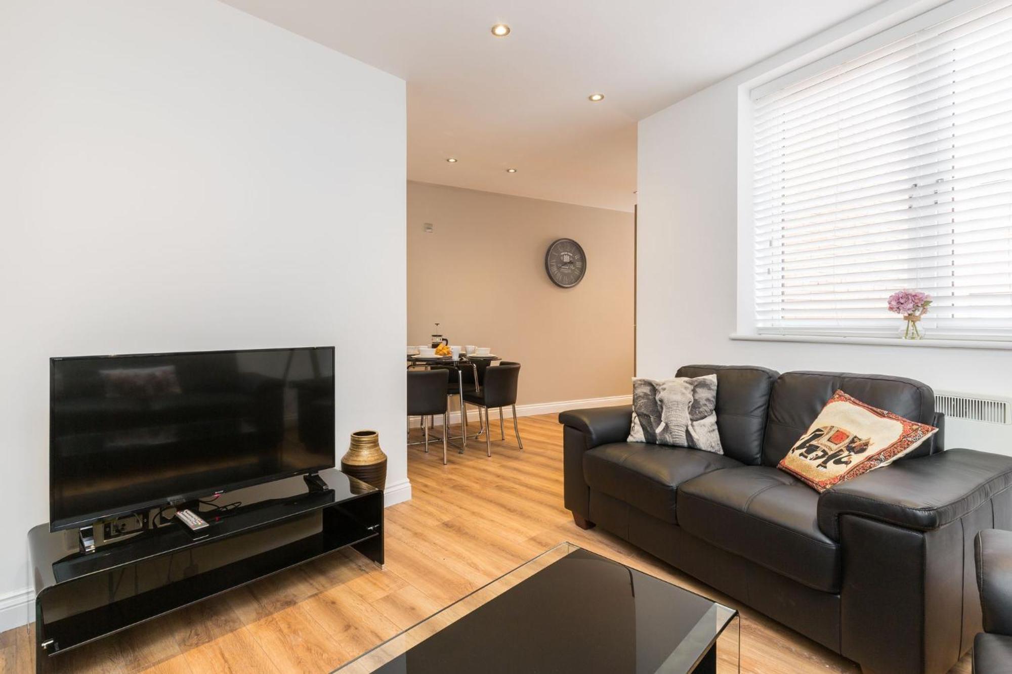 24-7 Secured City Centre Apartments With Free Underground Parking And Wifi Birmingham Exteriér fotografie
