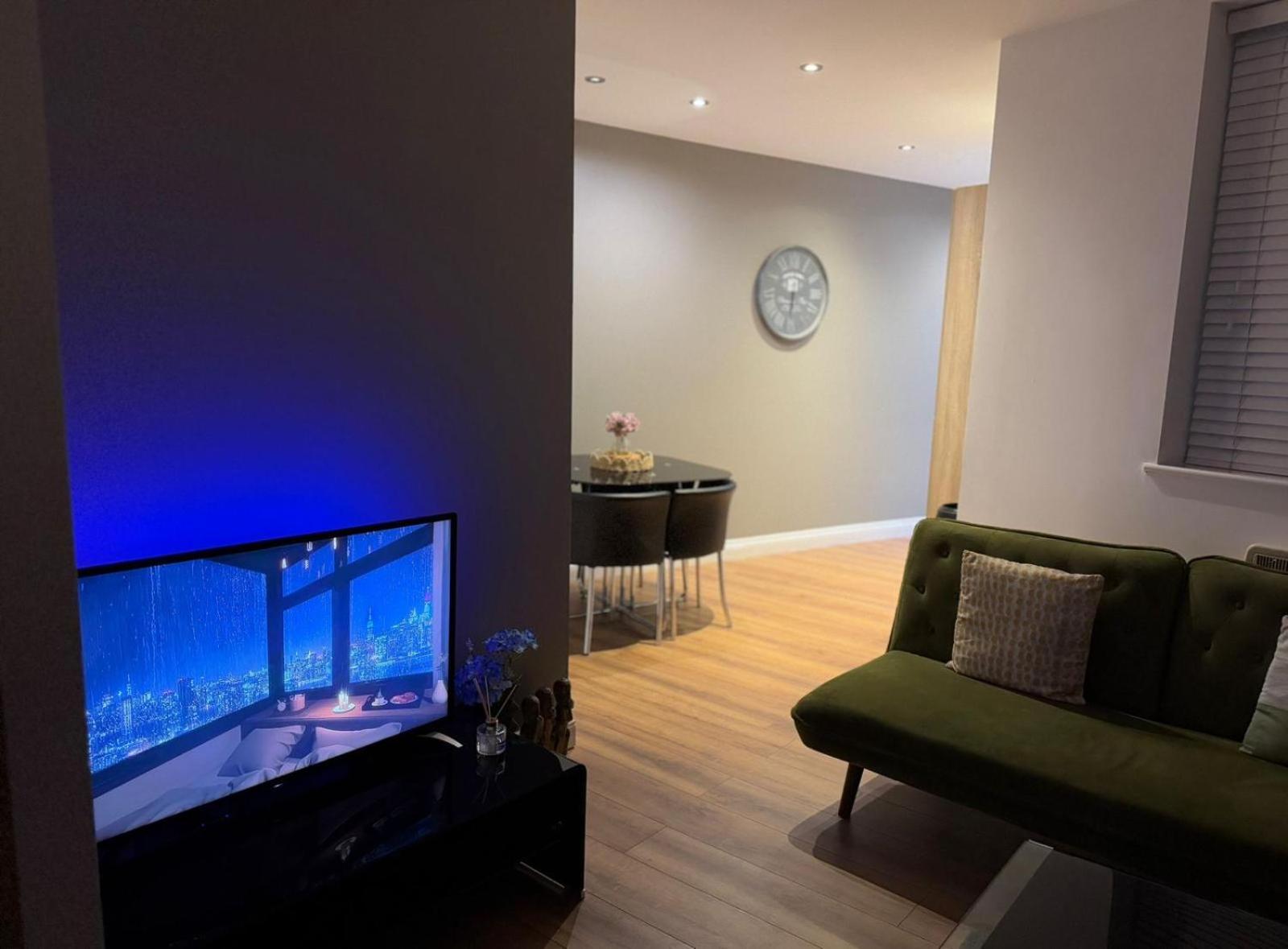 24-7 Secured City Centre Apartments With Free Underground Parking And Wifi Birmingham Exteriér fotografie