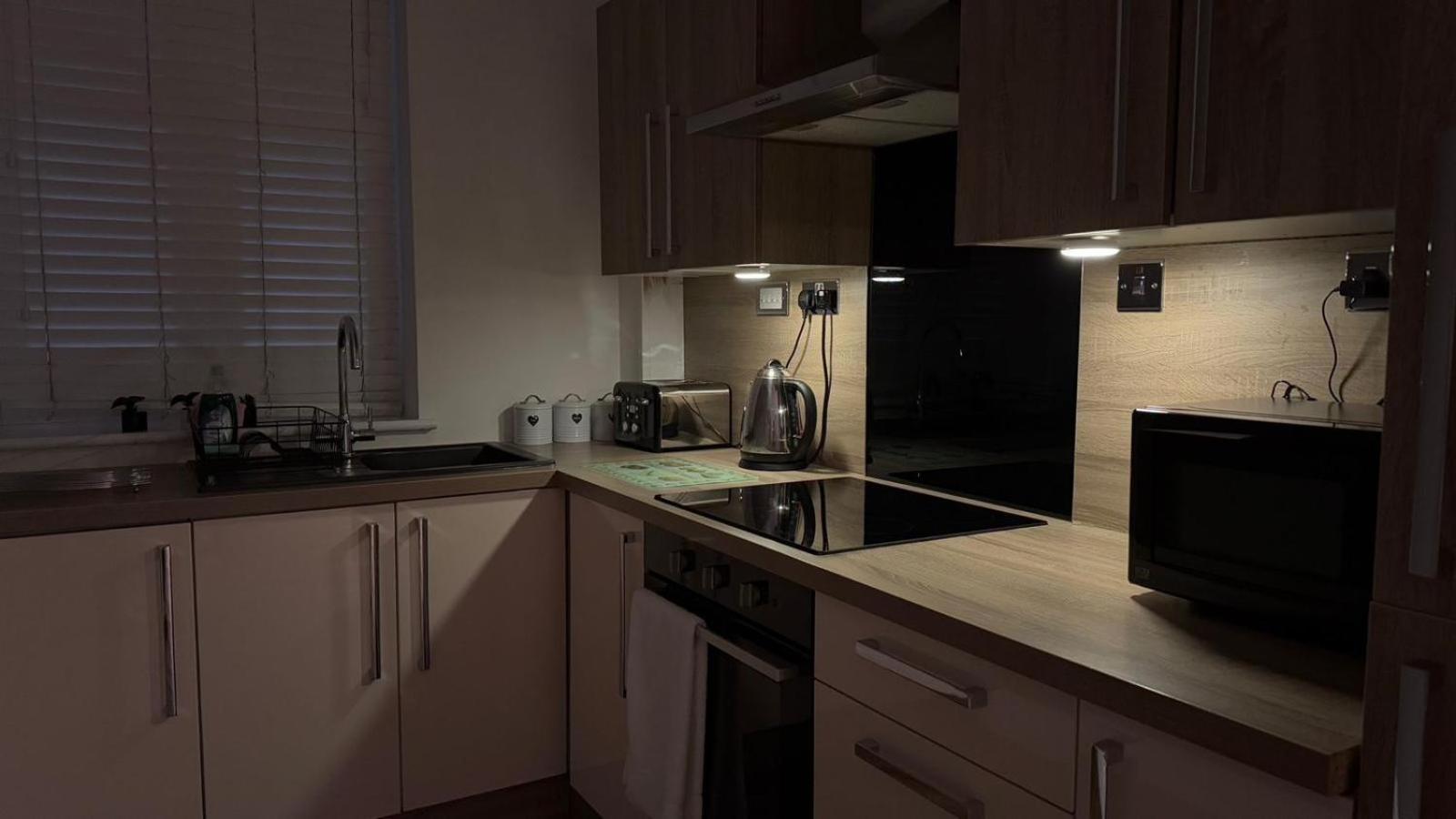 24-7 Secured City Centre Apartments With Free Underground Parking And Wifi Birmingham Exteriér fotografie